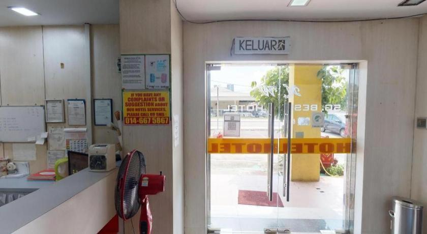 Serdang Business Hotel Seri Kembangan Eksteriør billede