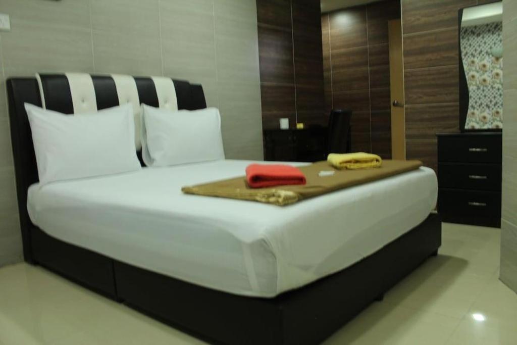Serdang Business Hotel Seri Kembangan Eksteriør billede